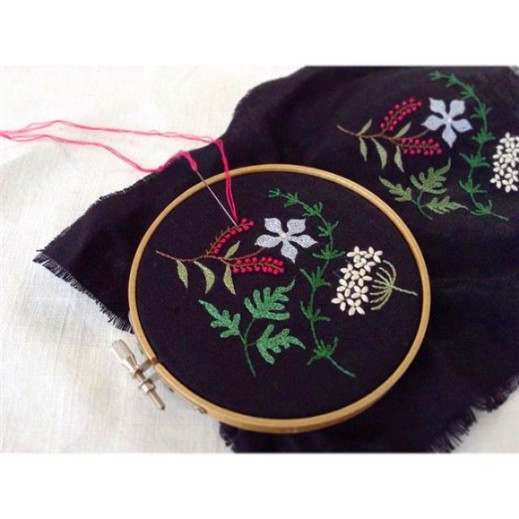 手工刺繡DIY：毛線刺繡26款圖案，繡在毛衣和毛呢服裝上都很漂亮