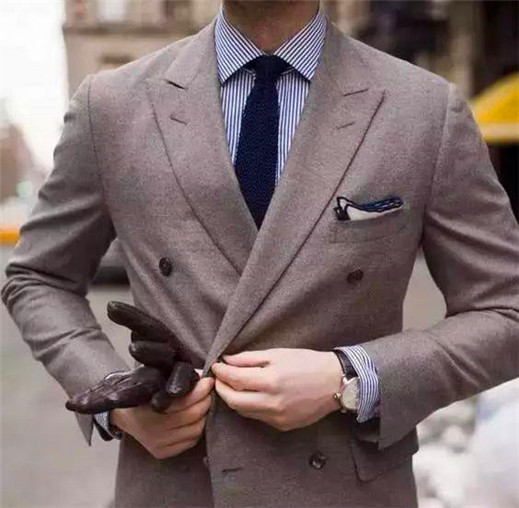 看紐扣便知服裝品質(zhì)