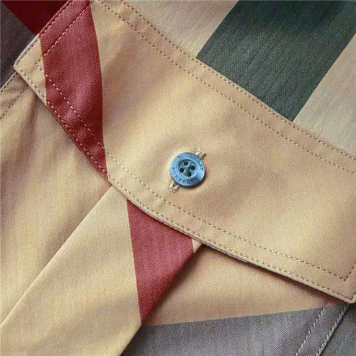 看紐扣便知服裝品質(zhì)